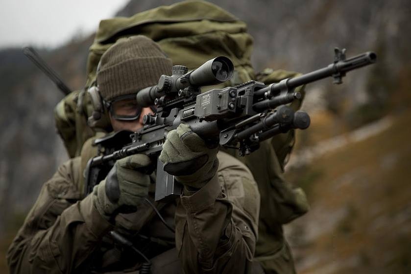 Biet kich cham chan, mot phong vien My bi al-Qaeda ha sat hinh anh