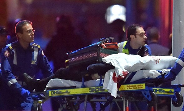 Toan canh vu bat coc con tin chan dong the gioi hinh anh