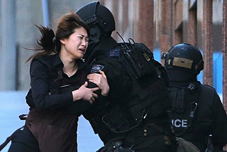 Video tu hien truong vu bat coc hinh anh