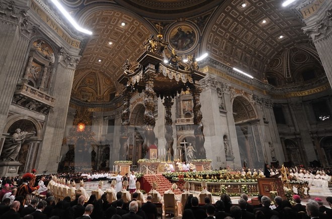 Italy canh bao nguy co tan cong khung bo nham vao Vatican hinh anh