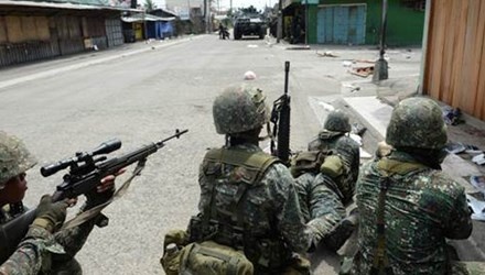 Dung do tai Phillipines, 30 canh sat thiet mang hinh anh