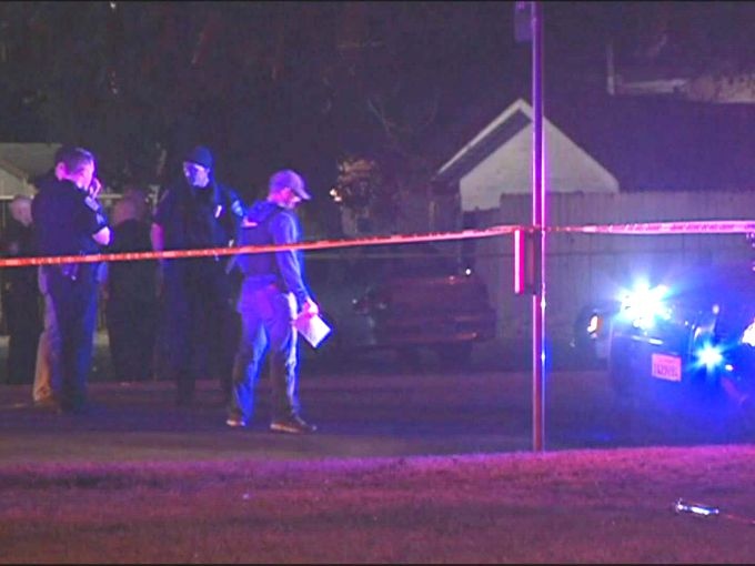 Xa sung o My, 3 nguoi thiet mang hinh anh