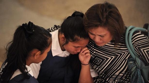 'Su ra di cua ong Ly Quang Dieu khien ca gia dinh dau xot' hinh anh