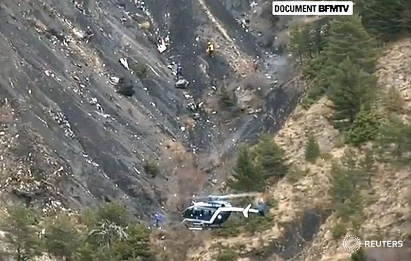 Luc luong cuu ho tiep can hien truong tai nan hinh anh