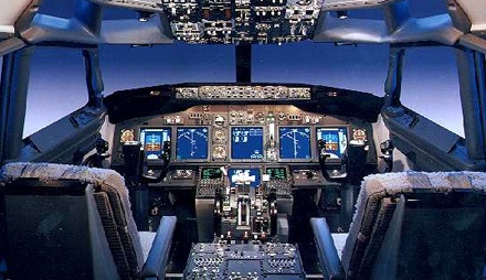 Lua chon may bay khong nguoi lai de tranh tham hoa 4U9525 hinh anh