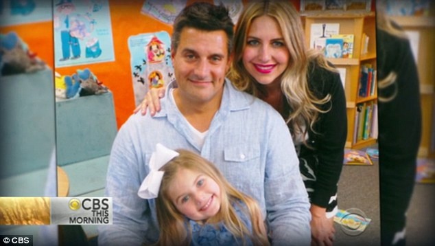 ‘Phi hanh doan bo mac chong toi chet trong nha ve sinh’ hinh anh