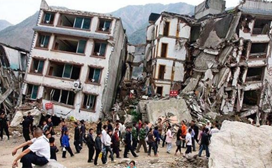 Hiện trường động đất Nepal. Ảnh: AFP