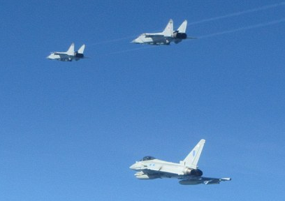 Phi co Anh ap sat tiem kich nhanh nhat the gioi cua Nga hinh anh