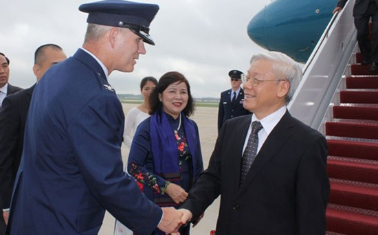 Hinh anh dau tien ve chuyen tham My cua Tong Bi thu hinh anh