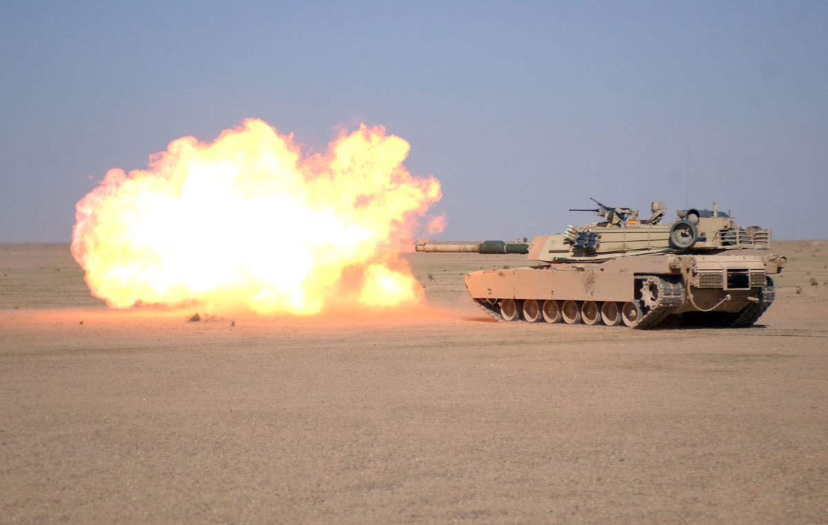 Vi sao xe tang hoi sinh trong chien tranh hien dai? hinh anh