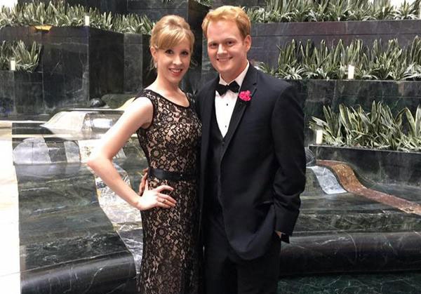 Moi tinh giau kin cua nu phong vien bi sat hai hinh anh