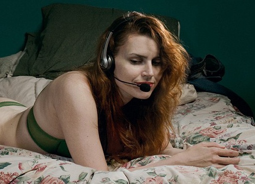 Cong viec cua nhung nguoi ban dam qua dien thoai hinh anh