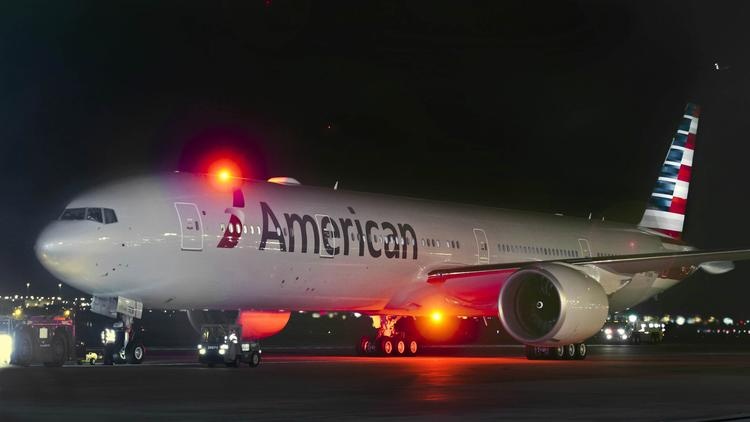 Phi cong chet khi dang dieu khien may bay hinh anh