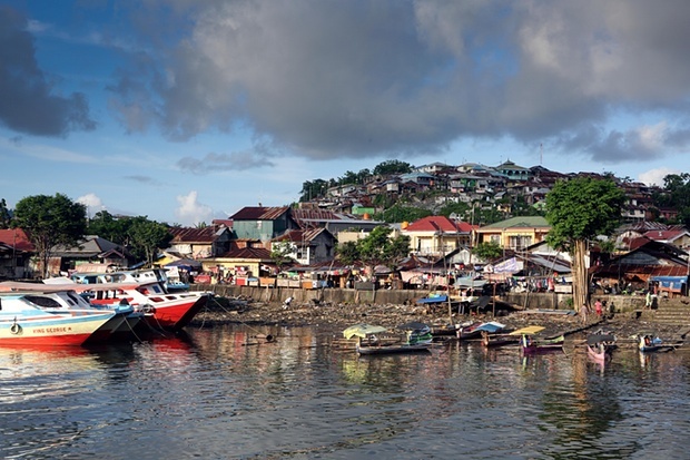 17 nguoi chet chay trong quan karaoke o Indonesia hinh anh