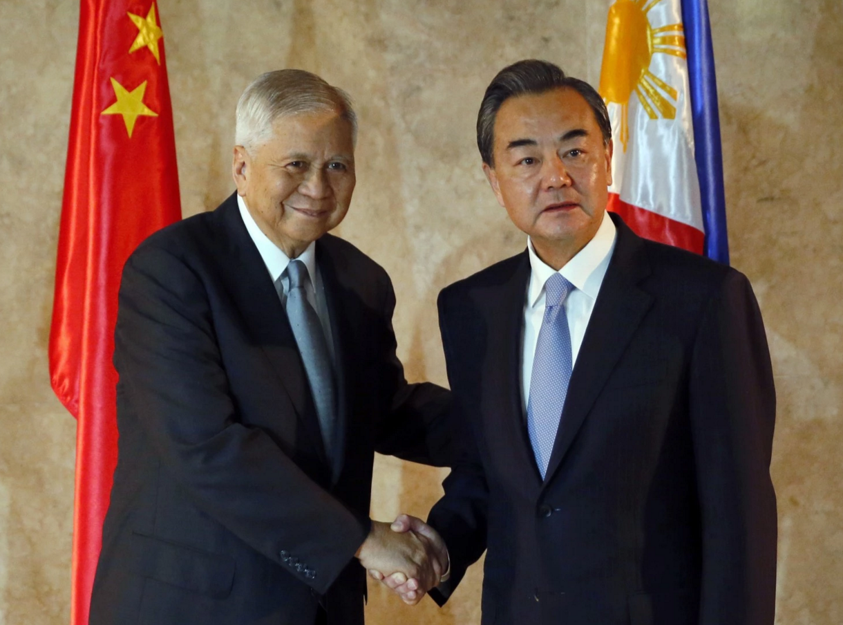 Ngoai truong Trung–Philippines hoi dam sau nhieu cang thang hinh anh