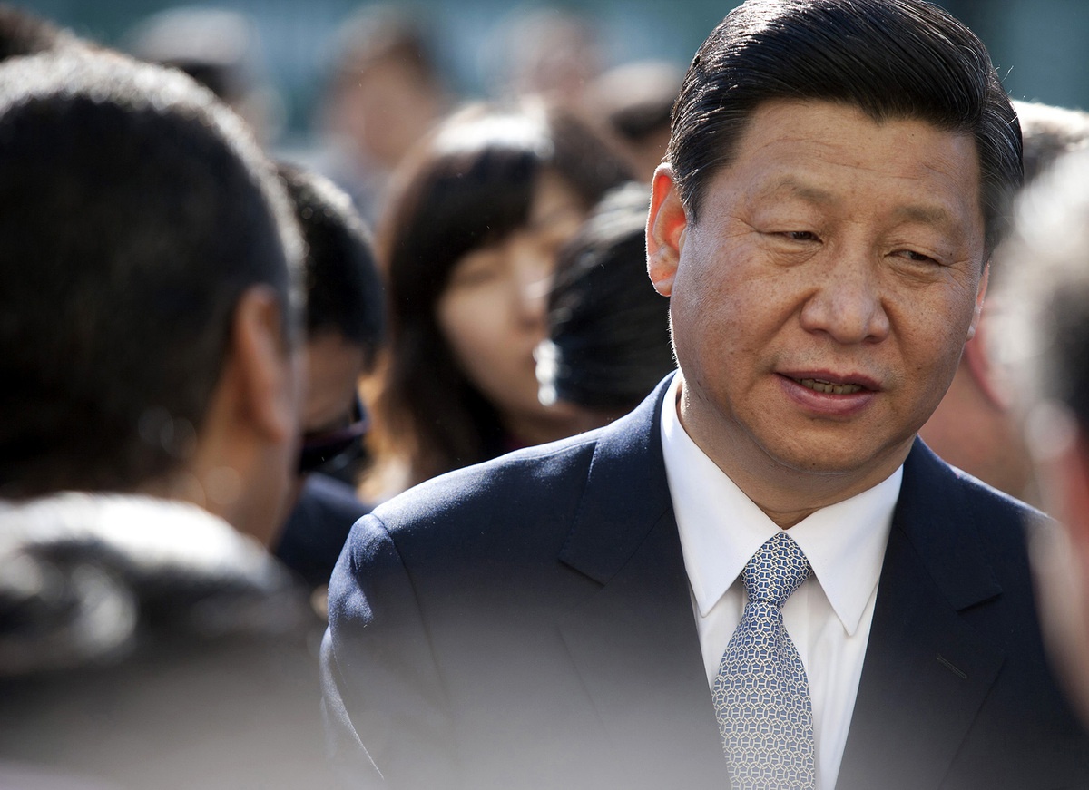 Ong Tap Can Binh trong cuoc chien chong khung hoang kep hinh anh