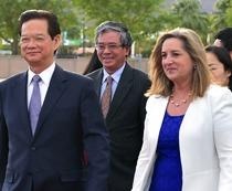 Thu tuong Nguyen Tan Dung toi My du hoi nghi cap cao hinh anh