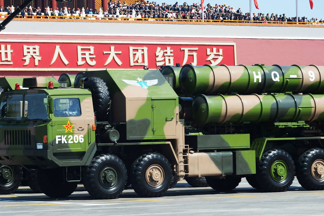 Am muu cua Trung Quoc khi dua ten lua toi Hoang Sa hinh anh