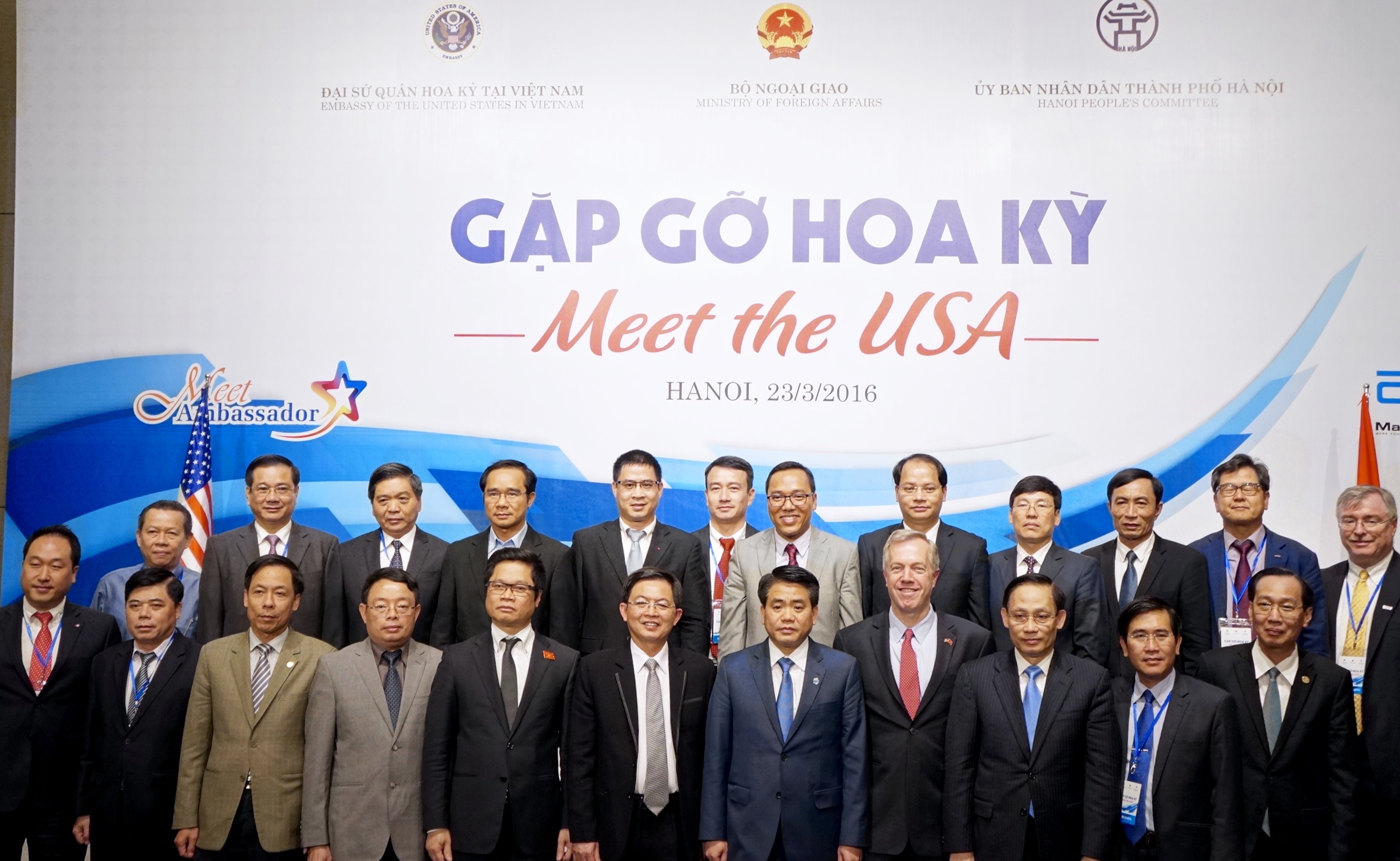 the gioi choi theo luat cua My anh 1