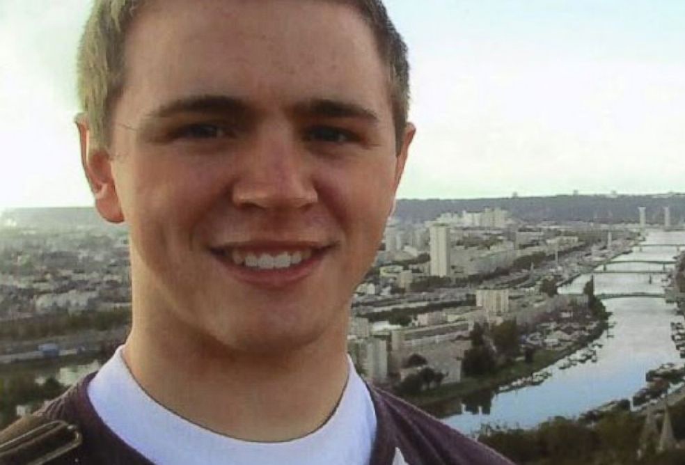 Thanh nien My thoat chet trong 3 vu khung bo kinh hoang hinh anh