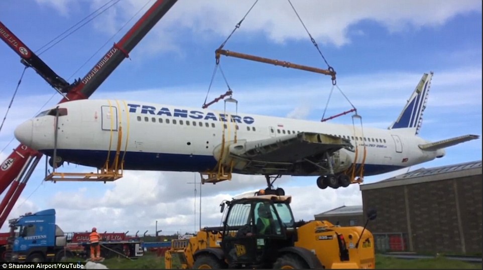 Boeing 767 ‘bơi’ vượt biển ảnh 1 Boeing 767 ‘boi’ vuot bien anh 1