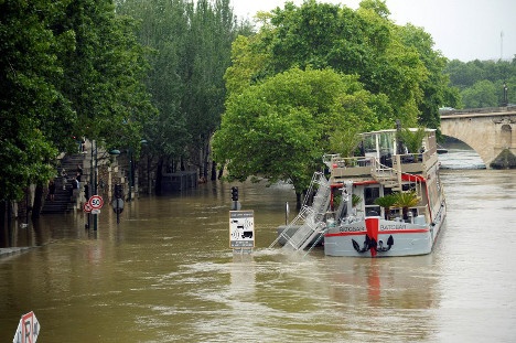 Paris ngap nuoc anh 6