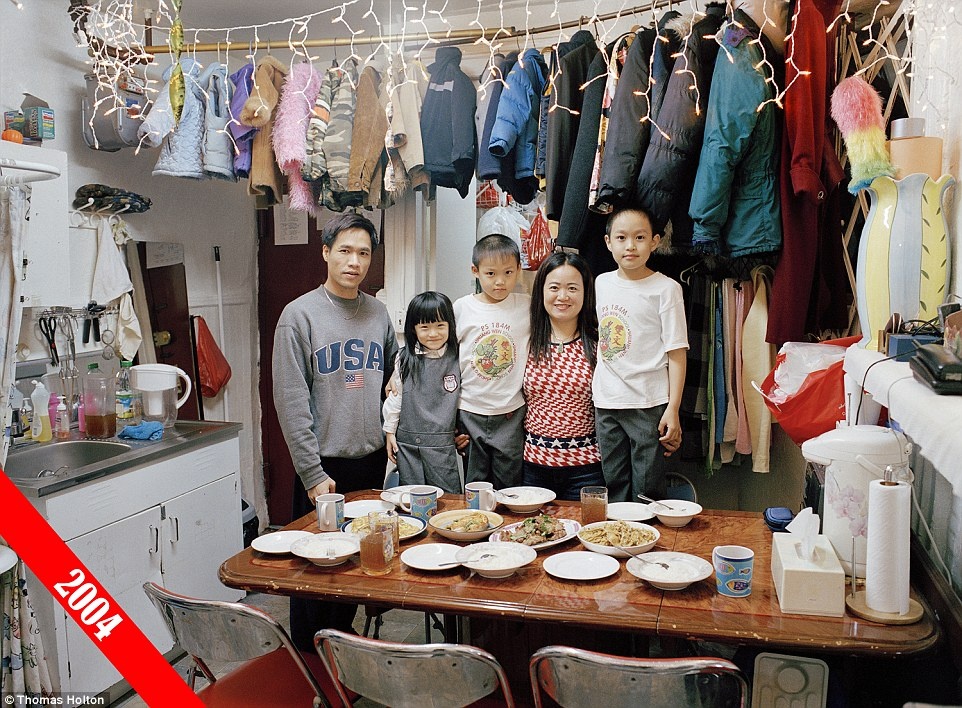 Cuộc sống chen chúc của gia đình Trung Quốc ảnh 4 Cuoc song chen chuc cua gia dinh Trung Quoc anh 4