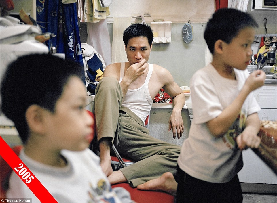 Cuộc sống chen chúc của gia đình Trung Quốc ảnh 5 Cuoc song chen chuc cua gia dinh Trung Quoc anh 5