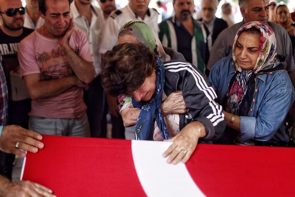 nan nhan khung bo san bay Istanbul anh 3