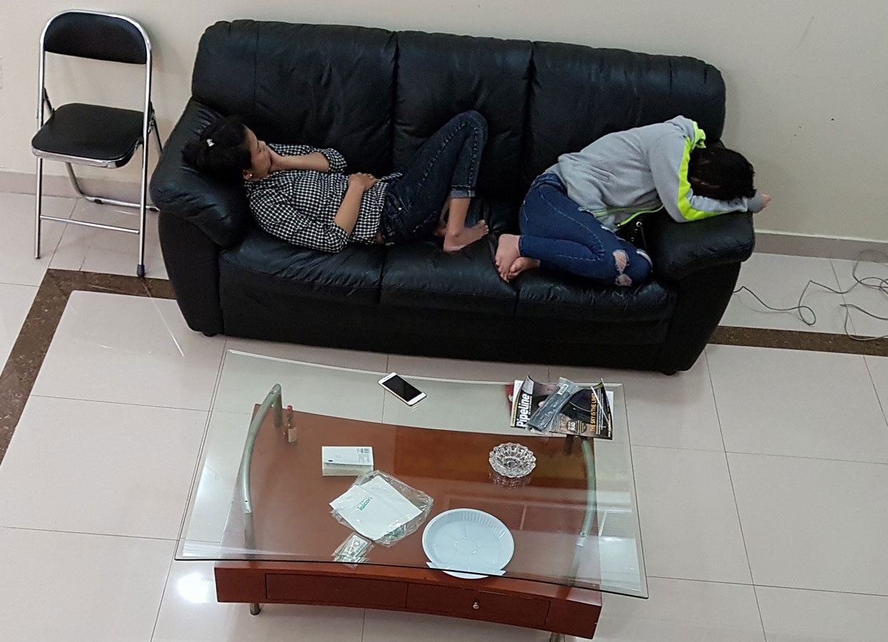 4 co gai Viet tron thoat khoi dong mai dam o Dubai hinh anh