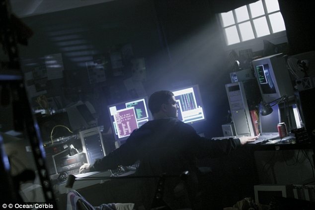 Hanh trinh tro thanh mat vu CIA cua tin tac anh 1