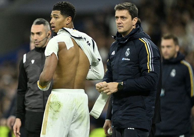 Ancelotti tiet lo tinh hinh Jude Bellingham, fan nghe ma cam kich hinh anh