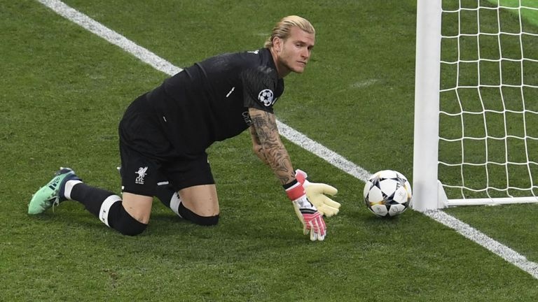 Karius sap tai xuat Champions League sau hon 2.000 ngay hinh anh
