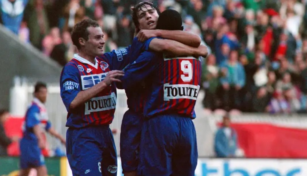 Real Madrid bat bai anh 2