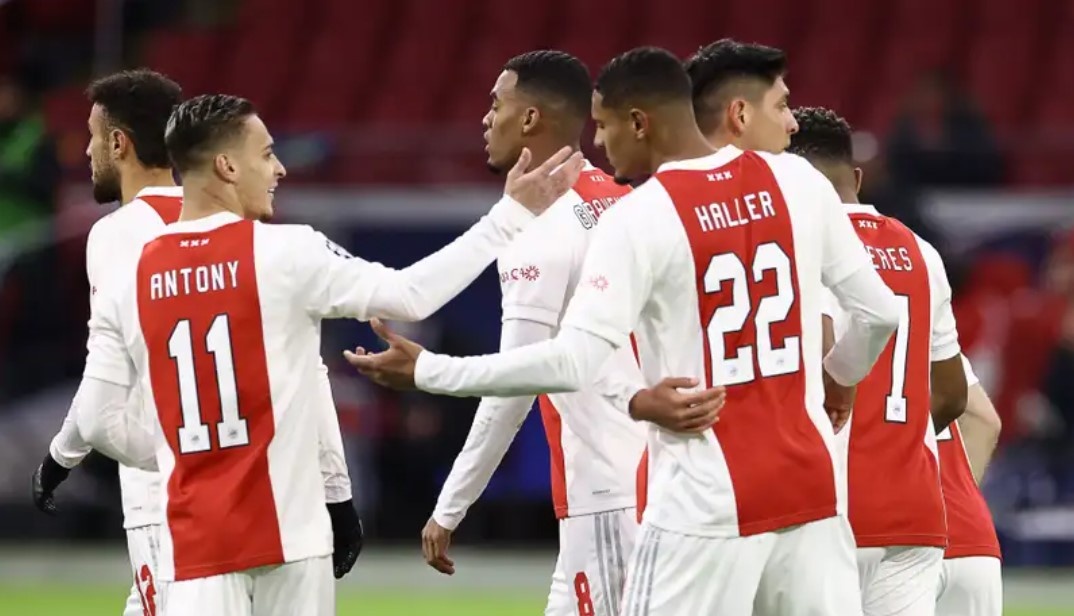 Real Madrid bat bai anh 6