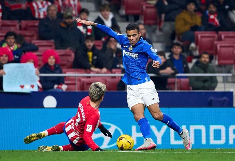 Griezmann thua nhan Atletico khong the ngan can Greenwood hinh anh