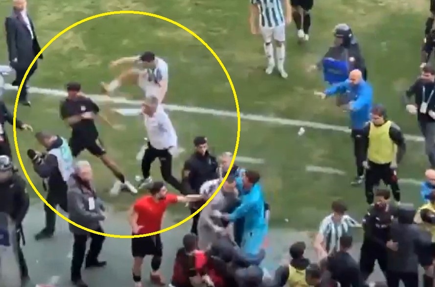 Hon chien o giai Tho Nhi Ky, 5 cau thu bi duoi hinh anh