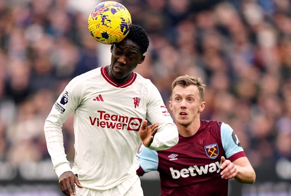 MU thua bac nhuoc tren san cua West Ham hinh anh