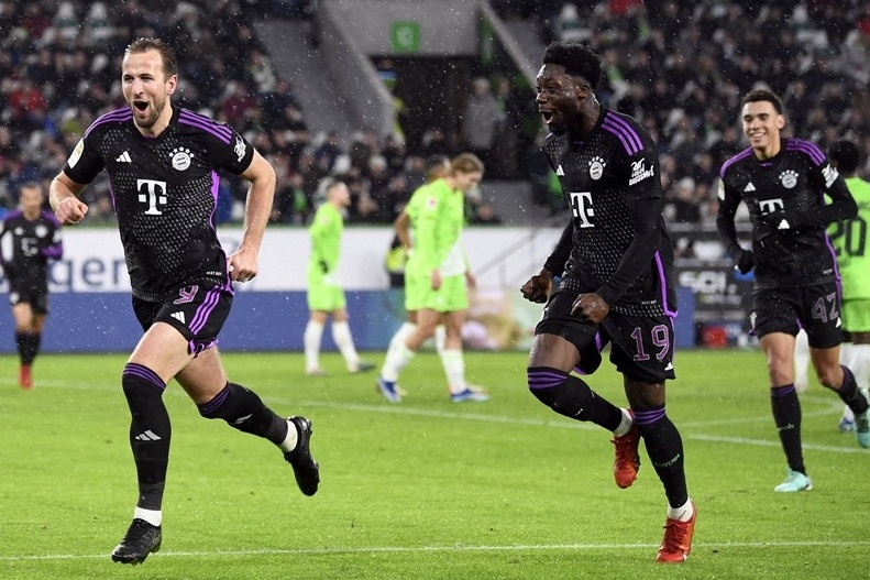 10 CLB gia tri nhat anh 6