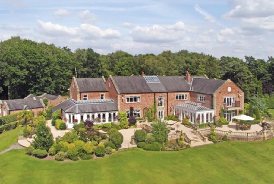 Grealish bi trom anh 1