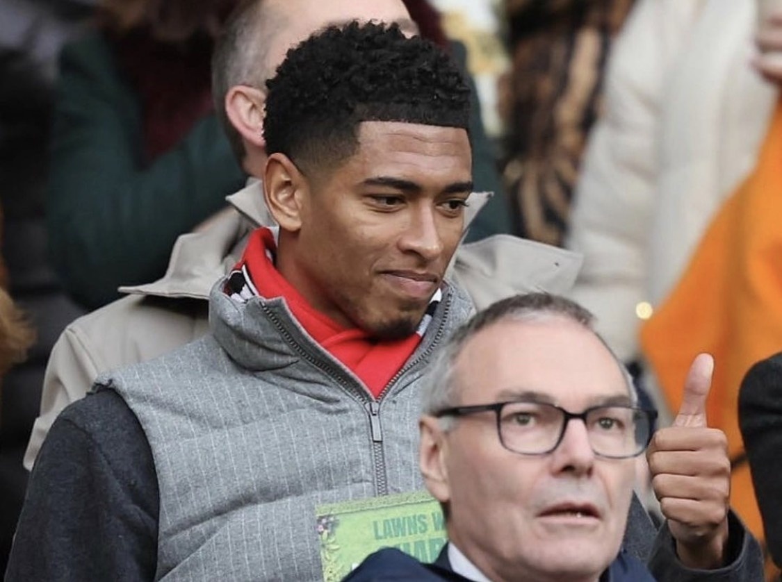 Mon qua y nghia tang bo cua Bellingham hinh anh