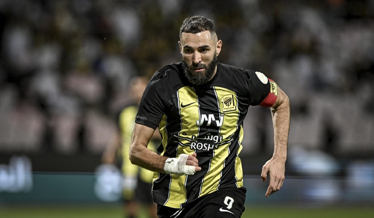 Benzema gay rac roi o Saudi Arabia hinh anh