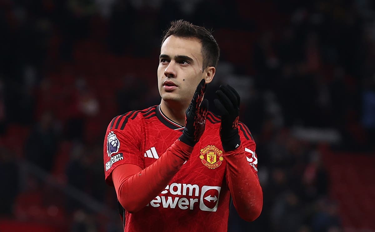 MU chia tay Reguilon hinh anh