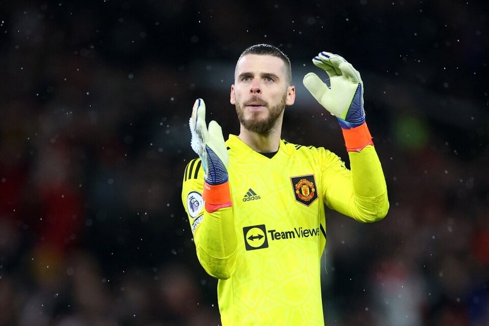 De Gea can nhac giai nghe hinh anh