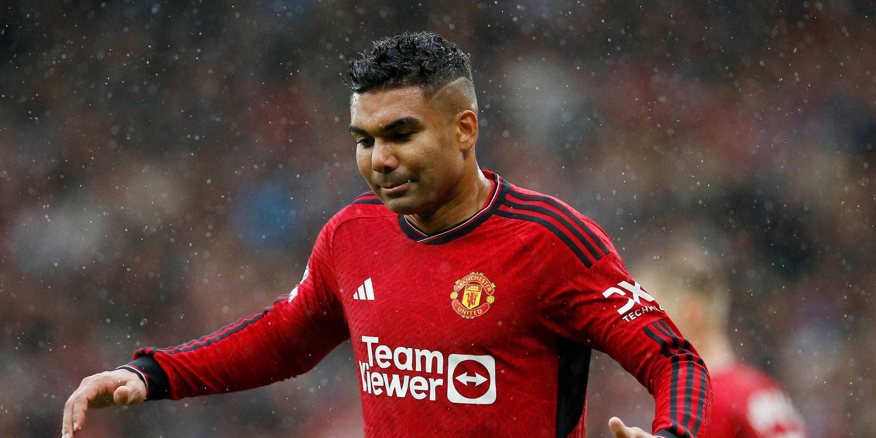 Casemiro khien chu moi MU kho xu hinh anh