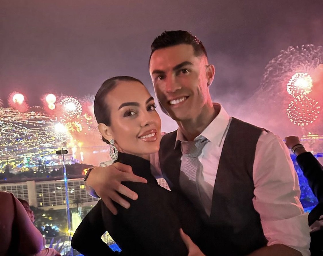 Ban gai Ronaldo gay sot anh 9