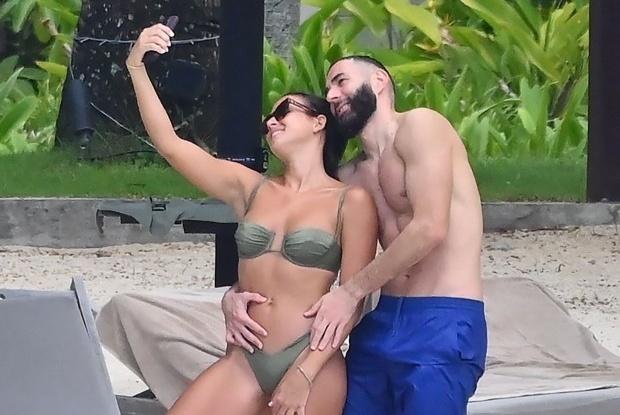 Benzema than mat ben vo cu hinh anh