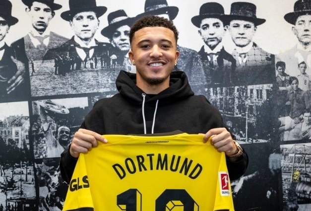 Cau thu MU dong loat quay lung voi Sancho hinh anh