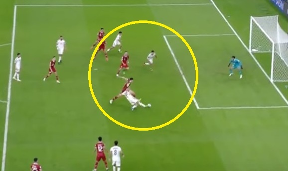 HLV Shin Tae-yong buc xuc khi Indonesia nhan ban thua gay tranh cai hinh anh