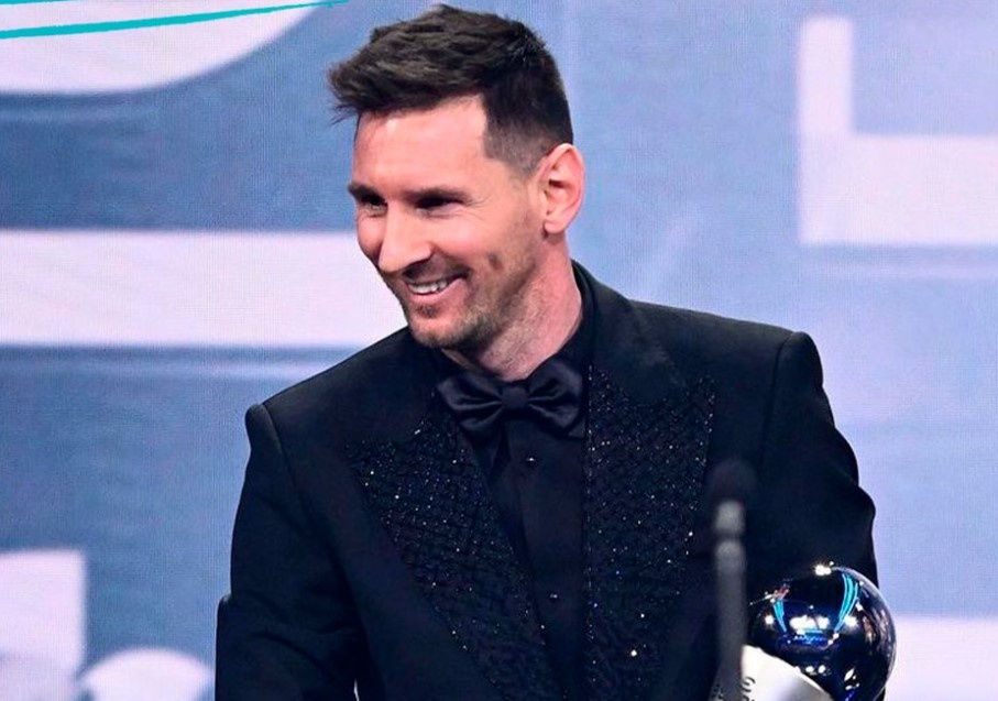 Doi hinh tieu bieu FIFPro nam 2023 gay tranh cai hinh anh